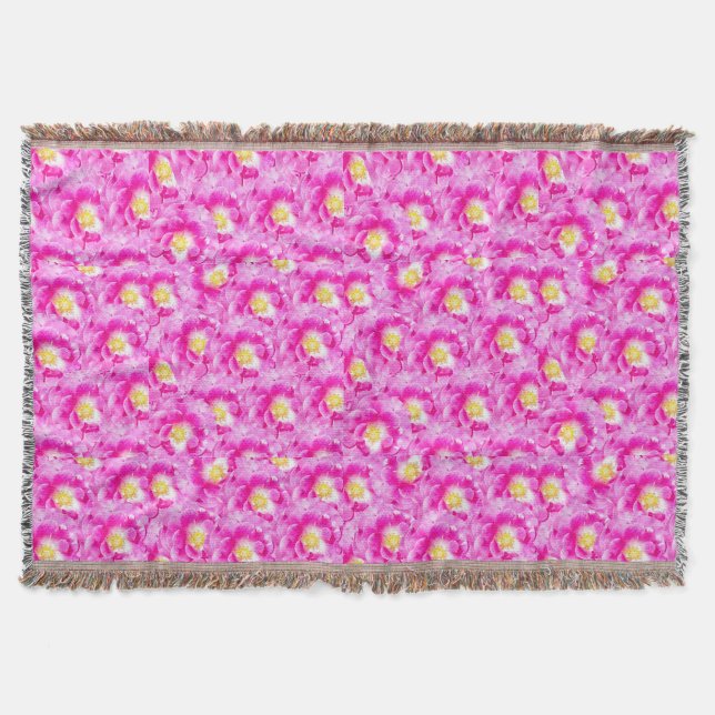 Pink roses floral pattern throw blanket (Front)