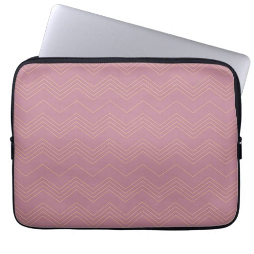 Pink simple modern cool trendy zigzag pattern laptop sleeve
