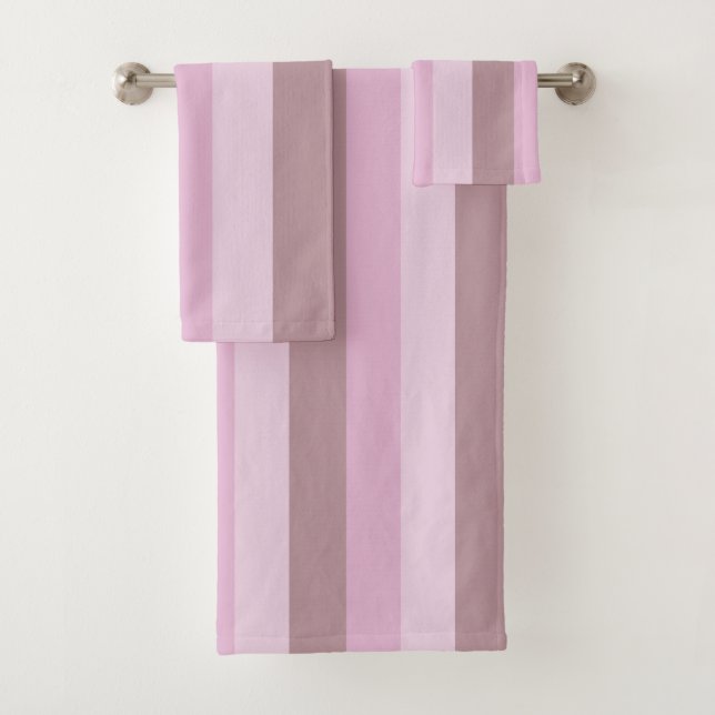 Pink Striped Ombre Bath Towel Set (Insitu)