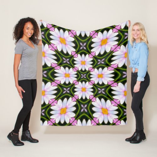 Pink White Daisy Pattern Fleece Blanket