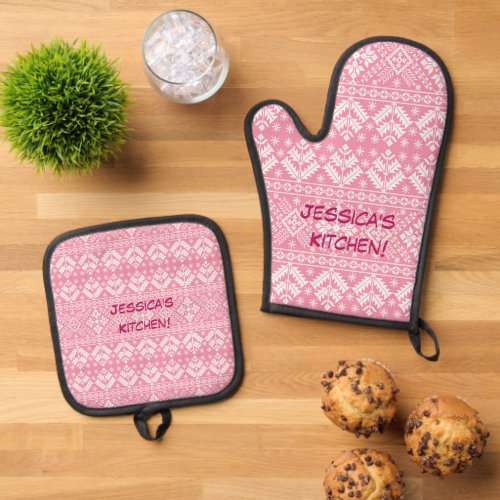 Pink  White Fair isle Pattern Background Oven Mitt  Pot Holder Set