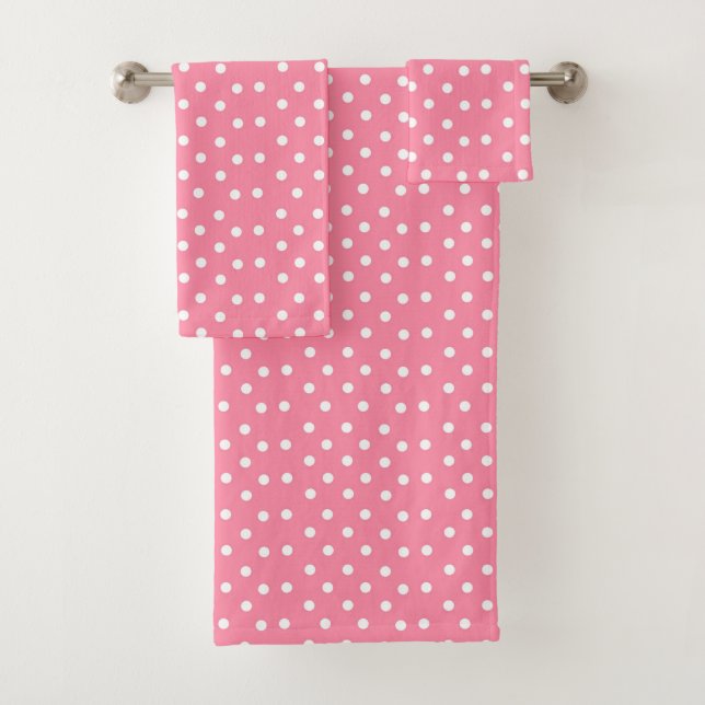 Pink with white dots bath towel set (Insitu)