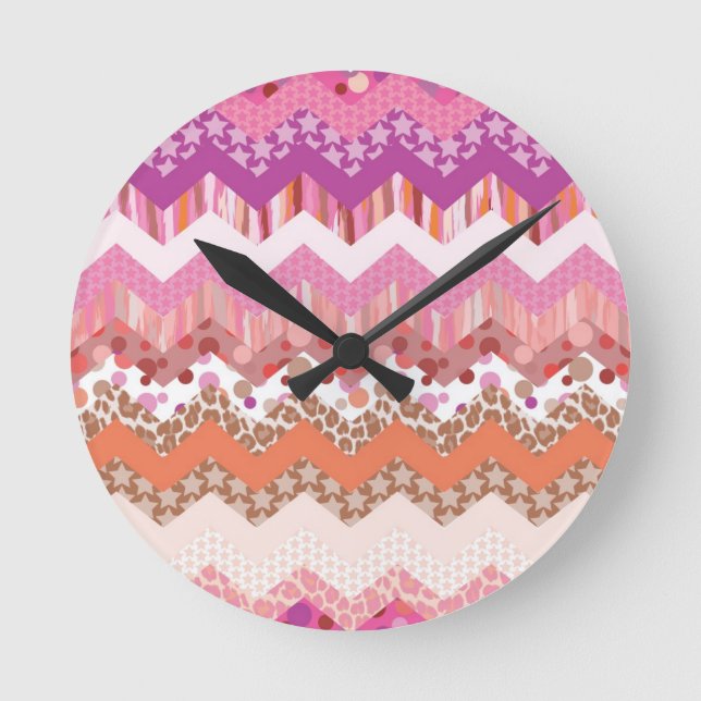 Pink zigzag background round clock (Front)