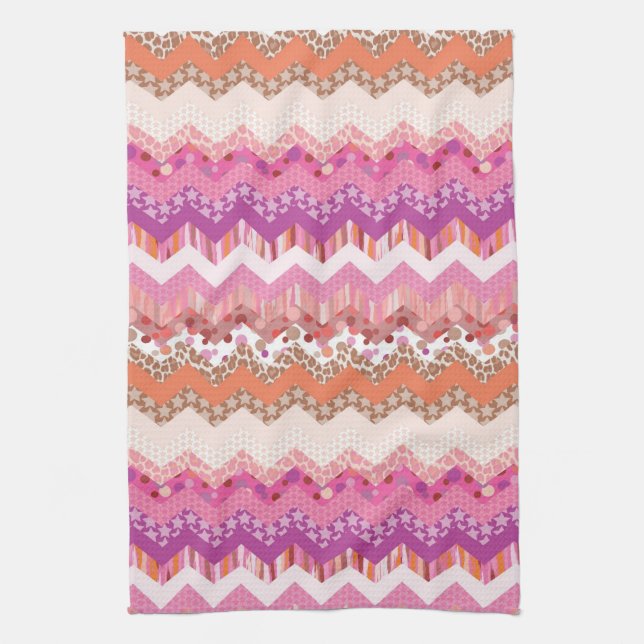 Pink zigzag background towel (Vertical)