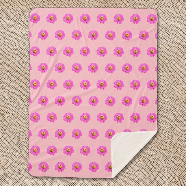 Pink Zinnia Flower Seamless Pattern on Sherpa Blanket (Pink Zinnia flower seamless pattern on sherpa blanket)