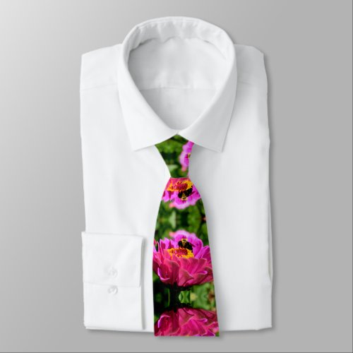 Pink zinnia with bumblebee neck tie