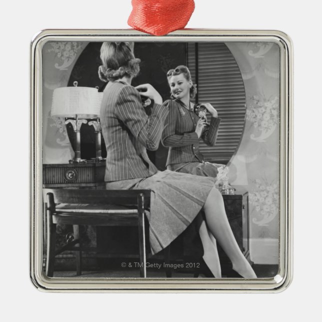 Pinning Metal Ornament (Front)