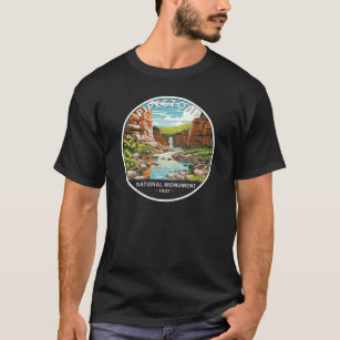 Pipestone National Monument Minnesota Circle T-Shirt
