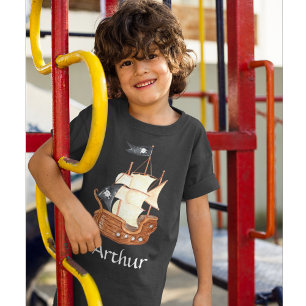 Pirate birthday themed party treasure parrot T-Shirt