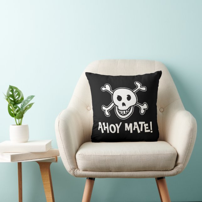 Pirate flag skull and crossbones throw pillow (Chair)