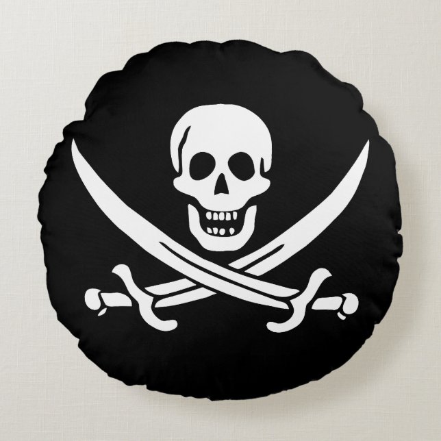 Pirate Flag Skull Crossed Swords Round Pillow (Front)