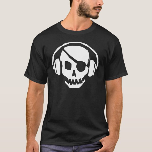 Pirate Music Skull with headphones T-Shirt (Front)
