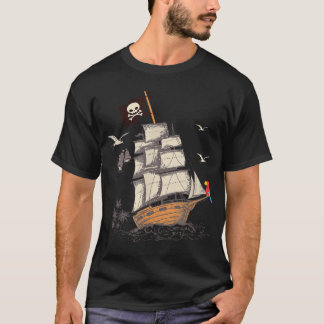 Pirate Ship Nautical Boat Pirate Flag Gift T-Shirt