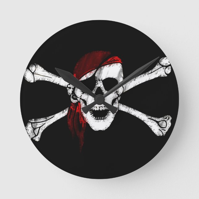 Pirate Skull and Crossbones Round Clock (Front)