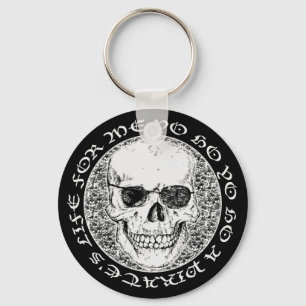 pirate skull keychain