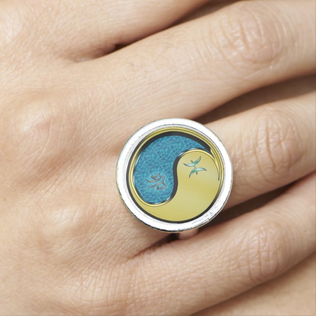 Pisces & Metal Rabbit Ring (In Situ)