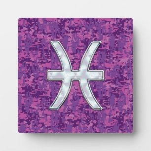 Pisces Zodiac Symbol on Fuchsia Pink Digital Camo Plaque