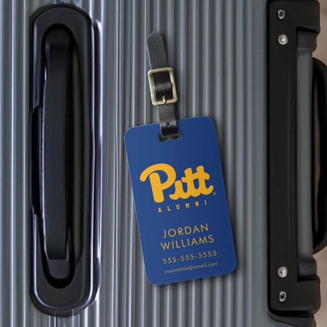 Pitt Alumni Luggage Tag (Luggage tag on luggage)