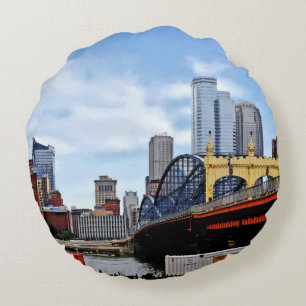 Pittsburgh PA - Train By Smithfield St Bridge Round Pillow