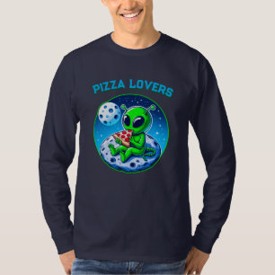 Pizza-Loving Alien on the Moon   Fun Cosmic T-Shirt