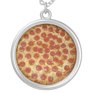 PIZZA NECKLACE (buy it for your mom or dad!)