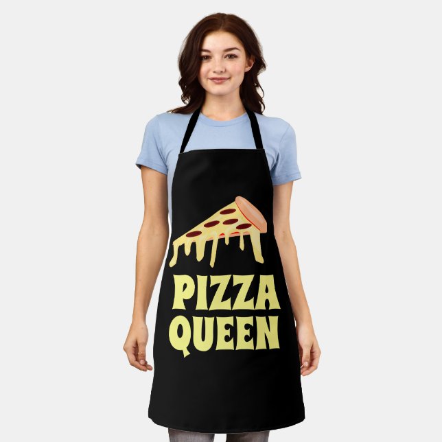 PIZZA QUEEN PRINT APRON (Worn)