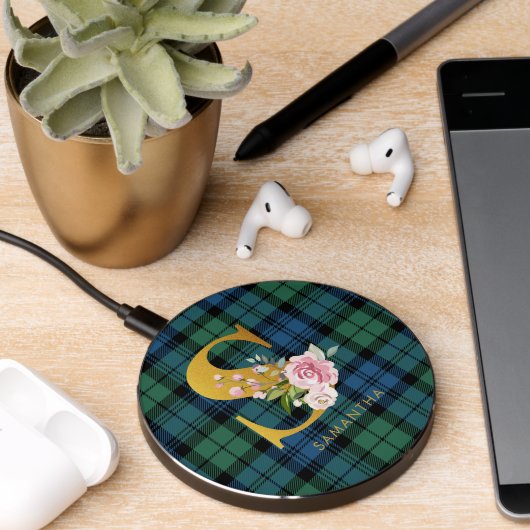 Plaid Foral Monogram Name Initial Tartan Wireless Charger (Desk 2)