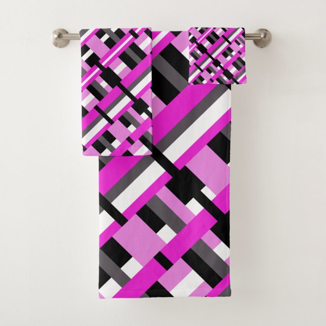 Plaid in Pink, Black & Gray Diagonal  Bath Towel Set (Insitu)