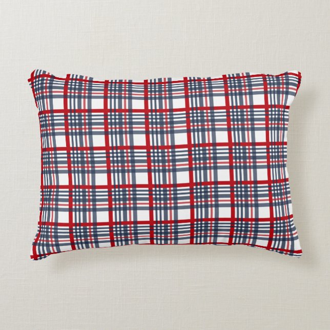 Plaid pattern accent pillow (Front)