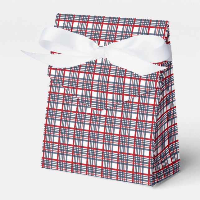 Plaid pattern favor boxes (Front Side)