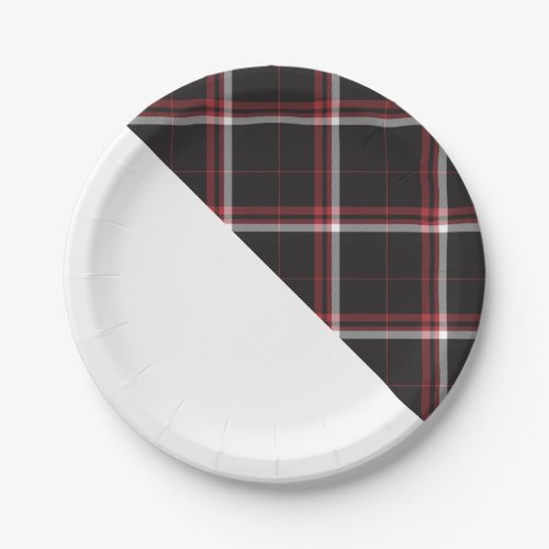 Plaid Pattern Red Black Traditional Tartan Holiday Paper Plates