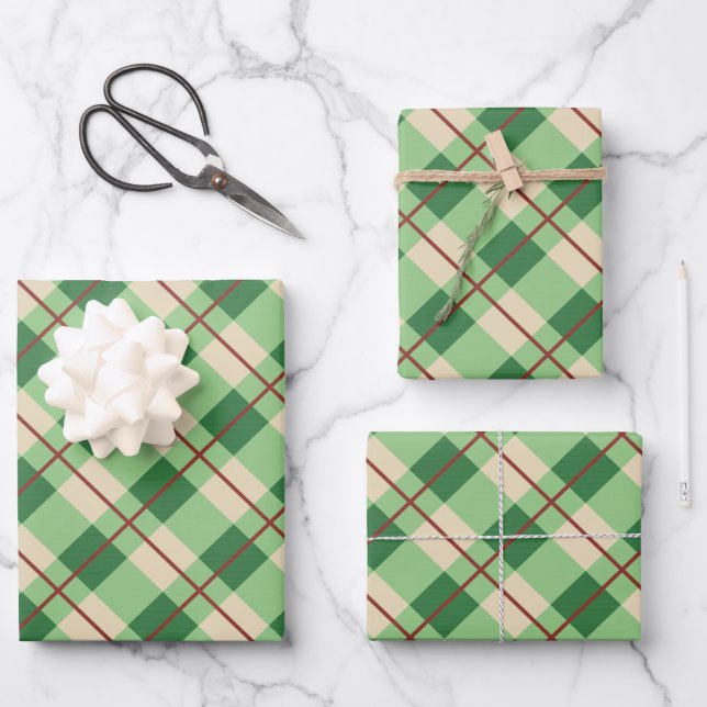 Plaid Red And Green Tartan Checkered Wrapping Paper Sheets (Front)