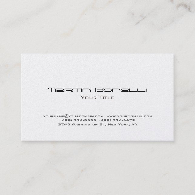 Plain Simple Trendy Business Card (Front)