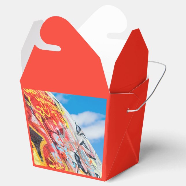 planet graffiti favor boxes (Opened)