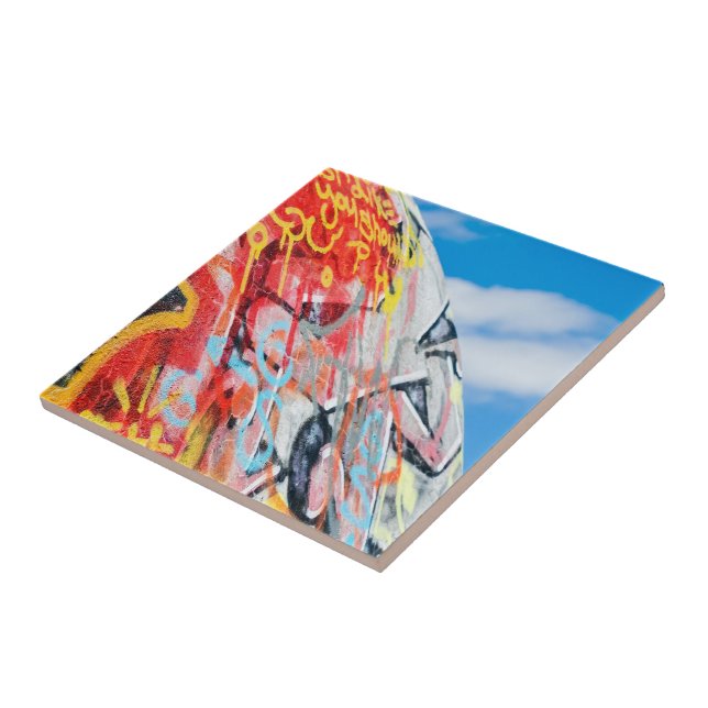 planet graffiti tile (Side)