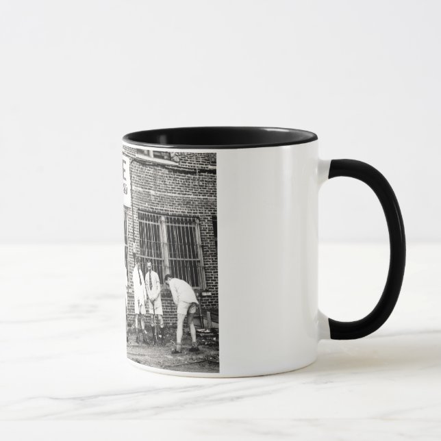 Play Golf Free (While Having Your Suit Pressed) Mug (Right)