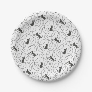 Playful Black Cat and Yarn Ball Pattern Paper Plates