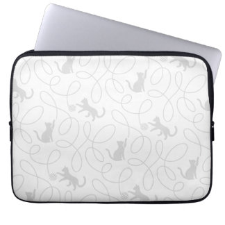 Playful Cat and Yarn Ball Pattern Light Gray Laptop Sleeve