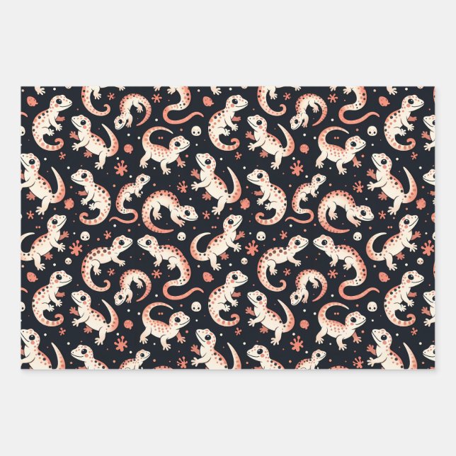 Playful Gecko Pattern Wrapping Paper Sheets (Front)