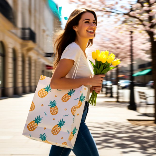 Playful Pineapple Pattern – Tropical Summer Medium Gift Bag (Playful Pineapple Pattern – Tropical Summer Medium Gift Bag)