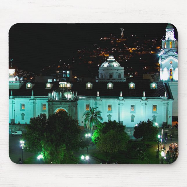 Plaza de la Independencia, Quito, Ecuador Mouse Pad (Front)