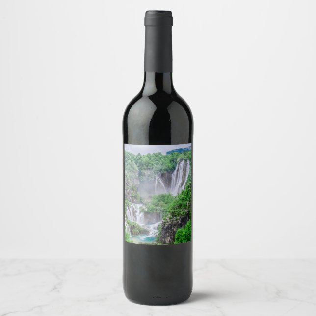 Plitvice lakes waterfall wine label (Front)