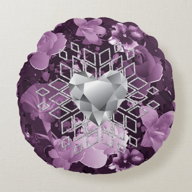Plum Floral Diamond Heart Snowflake Round Pillow (Front)