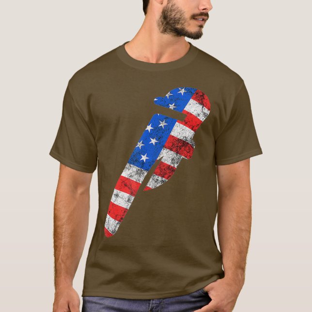 Plumber Pipefitter Pipe American Flag 4th Of T-Shirt (Front)