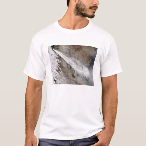 Plume from eruption of Chaiten volcano Chile T_Shirt