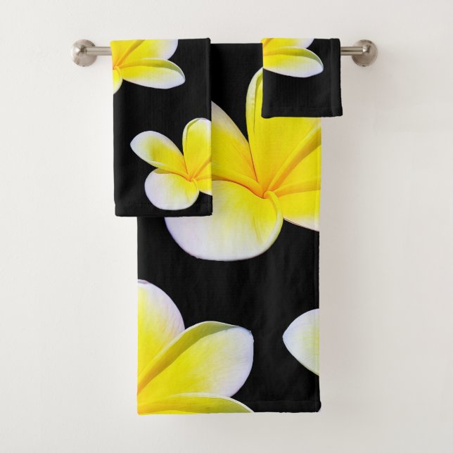 Plumeria Bath Towel Set (Insitu)