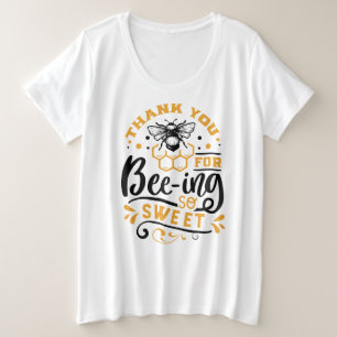  Plus-Size Basic T-Shirt