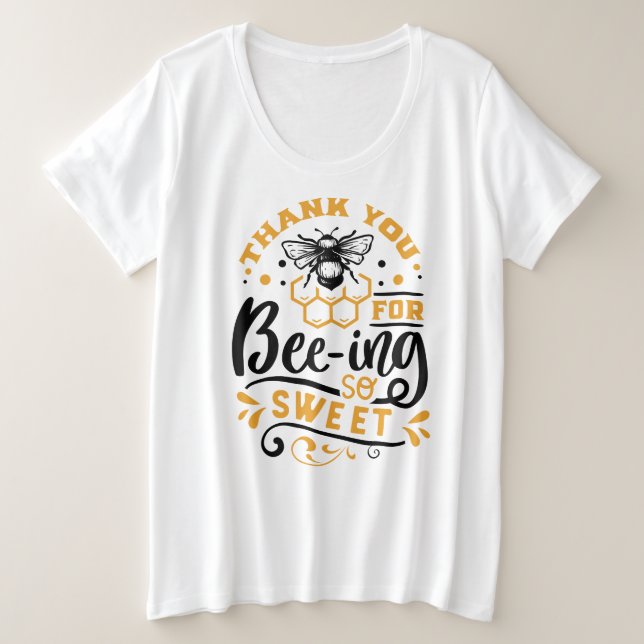  Plus-Size Basic T-Shirt (Design Front)