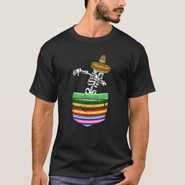 Pocket Serape Mexican Cinco De Mayo Dabbing Skelet T-Shirt (Front)