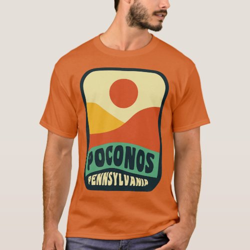 Pocono Mountains Pennsylvania Retro Sunset Badge T_Shirt